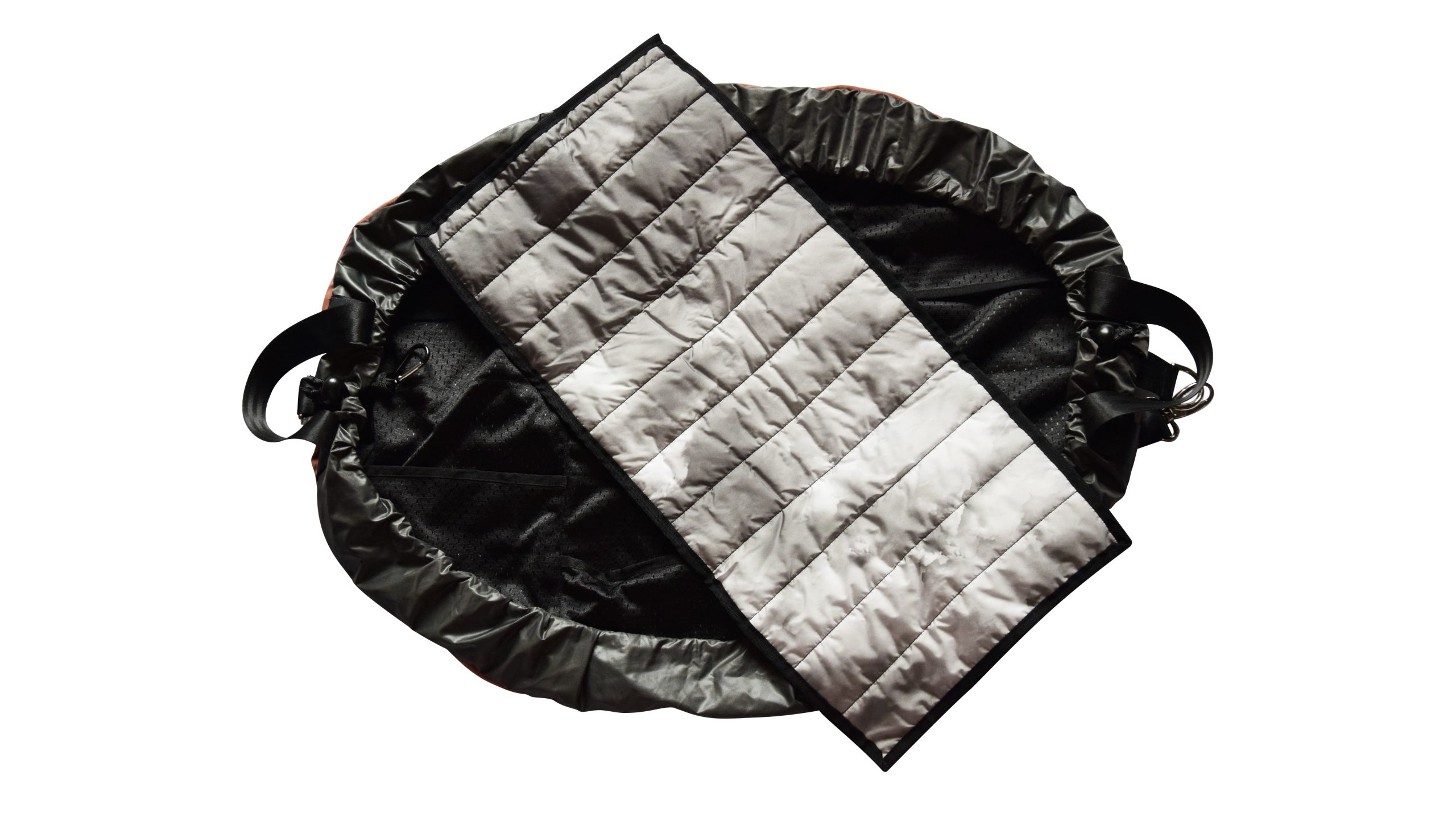 bucket_bag_mattone_open_mat